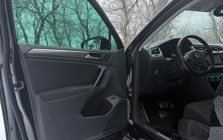 Volkswagen Tiguan II, 2018 год, 2 620 000 рублей, 12 фотография