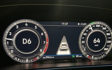 Volkswagen Tiguan II, 2018 год, 2 620 000 рублей, 17 фотография