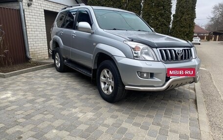 Toyota Land Cruiser Prado 120 рестайлинг, 2007 год, 2 450 000 рублей, 3 фотография