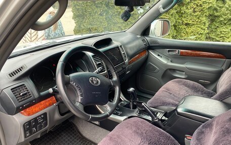 Toyota Land Cruiser Prado 120 рестайлинг, 2007 год, 2 450 000 рублей, 10 фотография