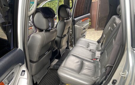 Toyota Land Cruiser Prado 120 рестайлинг, 2007 год, 2 450 000 рублей, 16 фотография