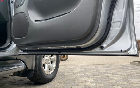 Toyota Land Cruiser Prado 120 рестайлинг, 2007 год, 2 450 000 рублей, 23 фотография