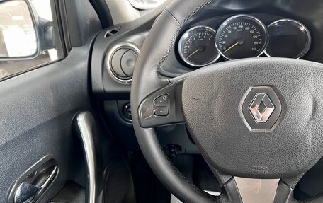 Renault Logan II, 2017 год, 745 000 рублей, 18 фотография