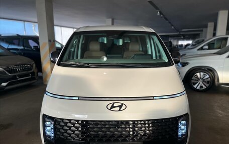Hyundai Staria, 2025 год, 7 597 000 рублей, 2 фотография