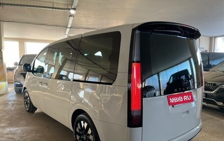 Hyundai Staria, 2025 год, 7 597 000 рублей, 4 фотография