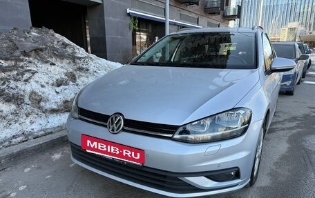 Volkswagen Golf VII, 2018 год, 1 800 000 рублей, 3 фотография