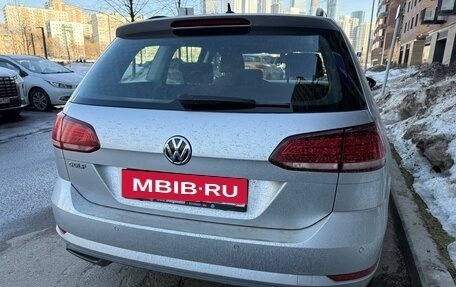 Volkswagen Golf VII, 2018 год, 1 800 000 рублей, 7 фотография