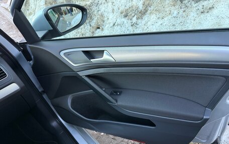 Volkswagen Golf VII, 2018 год, 1 800 000 рублей, 21 фотография