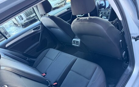 Volkswagen Golf VII, 2018 год, 1 800 000 рублей, 19 фотография