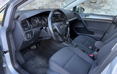 Volkswagen Golf VII, 2018 год, 1 800 000 рублей, 26 фотография