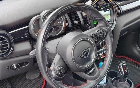 MINI Hatch, 2019 год, 2 499 999 рублей, 9 фотография