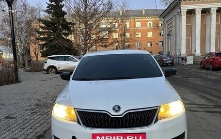 Skoda Rapid I, 2014 год, 650 000 рублей, 3 фотография