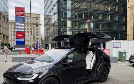 Tesla Model X I, 2016 год, 3 500 000 рублей, 13 фотография