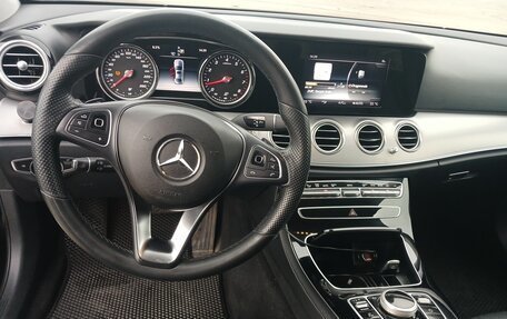 Mercedes-Benz E-Класс, 2016 год, 2 250 000 рублей, 6 фотография