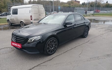 Mercedes-Benz E-Класс, 2016 год, 2 250 000 рублей, 2 фотография