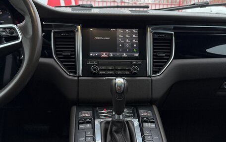 Porsche Macan I рестайлинг, 2017 год, 4 500 000 рублей, 10 фотография