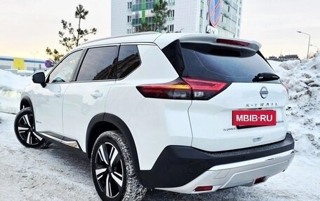 Nissan X-Trail, 2023 год, 4 090 000 рублей, 2 фотография