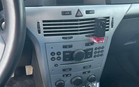 Opel Astra H, 2011 год, 645 000 рублей, 1 фотография