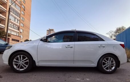 KIA Cerato III, 2011 год, 700 000 рублей, 2 фотография