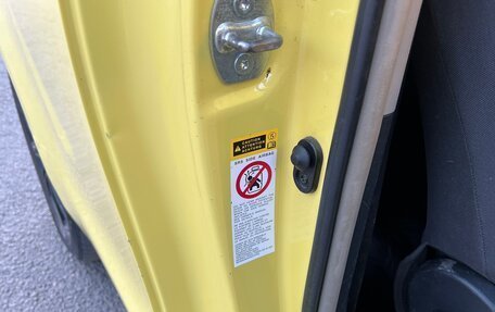 Toyota Yaris III рестайлинг, 2009 год, 365 000 рублей, 24 фотография