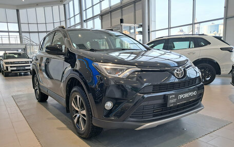 Toyota RAV4, 2018 год, 2 396 000 рублей, 7 фотография