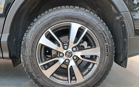 Toyota RAV4, 2018 год, 2 396 000 рублей, 22 фотография