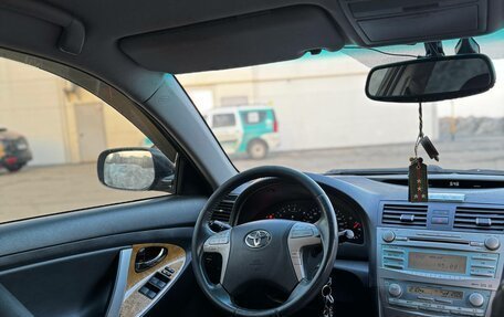 Toyota Camry, 2006 год, 1 050 000 рублей, 8 фотография