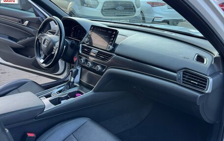 Honda Accord IX рестайлинг, 2020 год, 2 400 000 рублей, 10 фотография