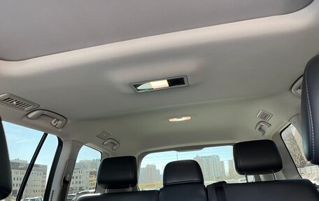 Toyota Land Cruiser 200, 2019 год, 9 490 000 рублей, 15 фотография