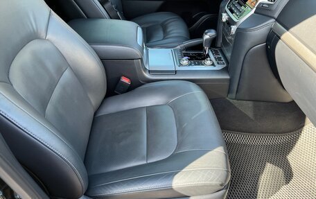 Toyota Land Cruiser 200, 2019 год, 9 490 000 рублей, 29 фотография