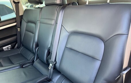 Toyota Land Cruiser 200, 2019 год, 9 490 000 рублей, 33 фотография