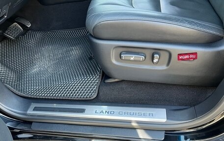 Toyota Land Cruiser 200, 2019 год, 9 490 000 рублей, 23 фотография