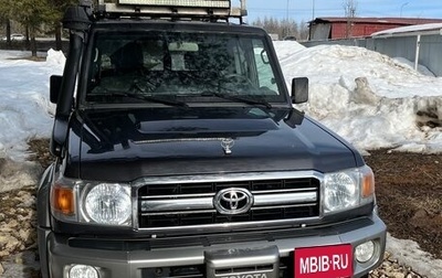 Toyota Land Cruiser 70, 2013 год, 7 000 000 рублей, 1 фотография