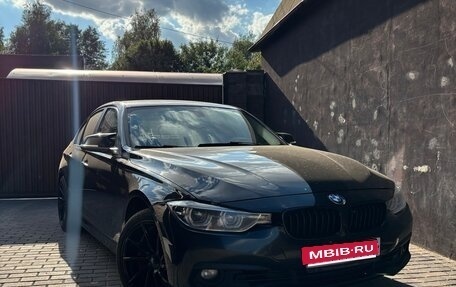 BMW 3 серия, 2017 год, 1 980 000 рублей, 1 фотография