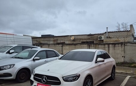 Mercedes-Benz E-Класс, 2022 год, 4 420 000 рублей, 1 фотография