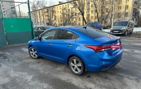 Hyundai Solaris II рестайлинг, 2017 год, 900 000 рублей, 6 фотография
