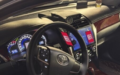 Toyota Camry, 2011 год, 1 550 000 рублей, 10 фотография