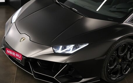 Lamborghini Huracán, 2020 год, 24 900 000 рублей, 8 фотография