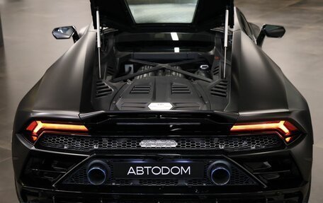 Lamborghini Huracán, 2020 год, 24 900 000 рублей, 16 фотография