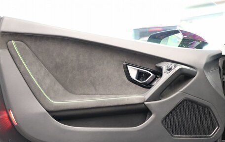 Lamborghini Huracán, 2020 год, 24 900 000 рублей, 17 фотография