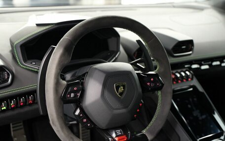 Lamborghini Huracán, 2020 год, 24 900 000 рублей, 20 фотография