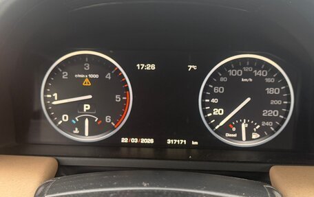 Land Rover Range Rover III, 2010 год, 1 750 000 рублей, 12 фотография