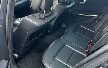 Mercedes-Benz E-Класс, 2012 год, 1 850 000 рублей, 2 фотография