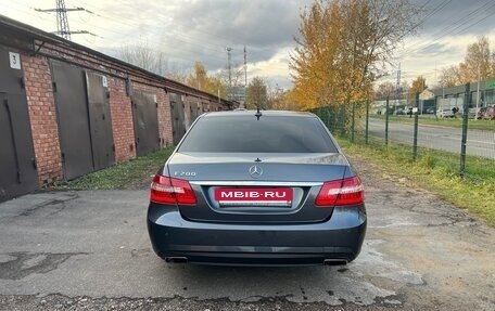 Mercedes-Benz E-Класс, 2012 год, 1 850 000 рублей, 30 фотография