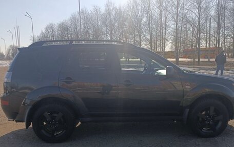 Mitsubishi Outlander III рестайлинг 3, 2007 год, 800 000 рублей, 5 фотография