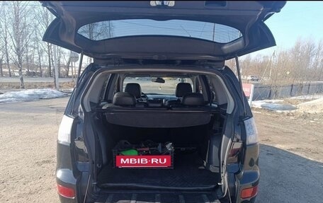 Mitsubishi Outlander III рестайлинг 3, 2007 год, 800 000 рублей, 9 фотография