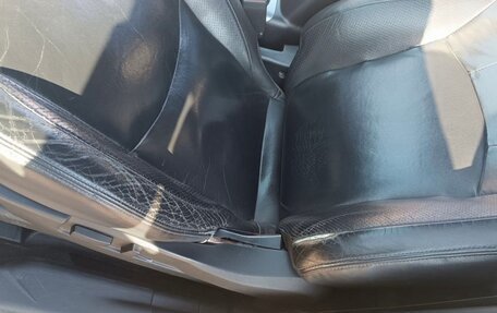 Mitsubishi Outlander III рестайлинг 3, 2007 год, 800 000 рублей, 22 фотография