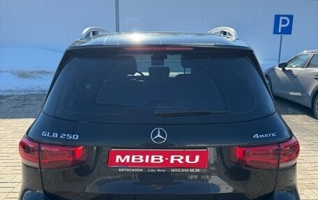 Mercedes-Benz GLB, 2020 год, 3 900 000 рублей, 2 фотография
