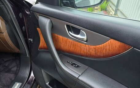 Infiniti QX70, 2015 год, 2 350 000 рублей, 11 фотография