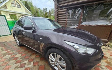 Infiniti QX70, 2015 год, 2 350 000 рублей, 5 фотография